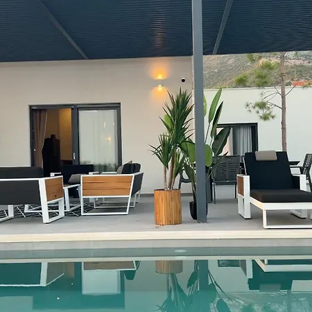 Porto Recupera * Каштела